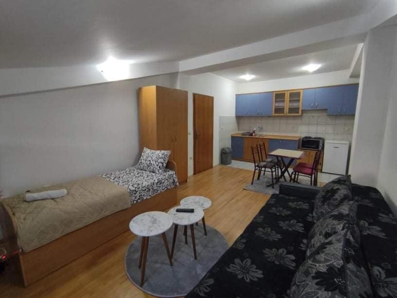 Apartment Stefan โอครีด ภายนอก รูปภาพ